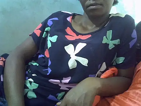 ElianeHot online show from 04-25-26, 02:25
