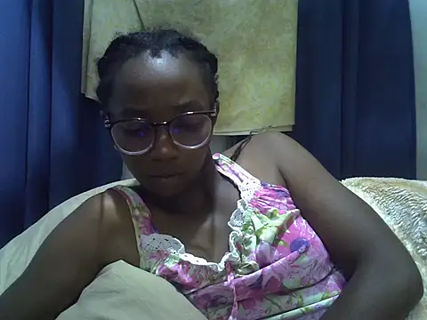 ElianeHot online show from 03-23-26, 07:47