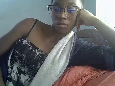 ElianeHot online show from 04-23-26, 11:27