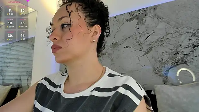 LIZ HOLMES online show from 11-20-25, 12:06