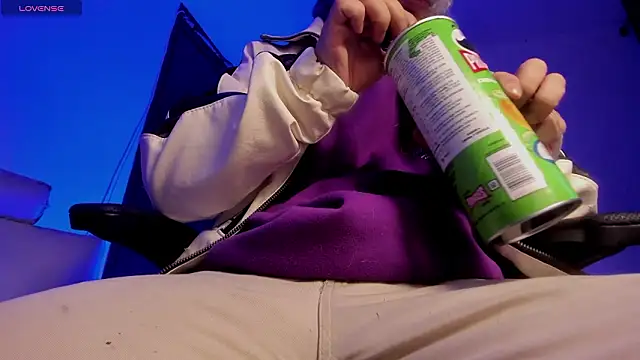 Snapshot of s_sven03 chatting on 02-01-26, 04:33 s sven03 online show from 02-01-26, 04:33