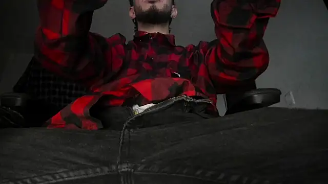 s sven03 online show from 09-11-25, 07:19