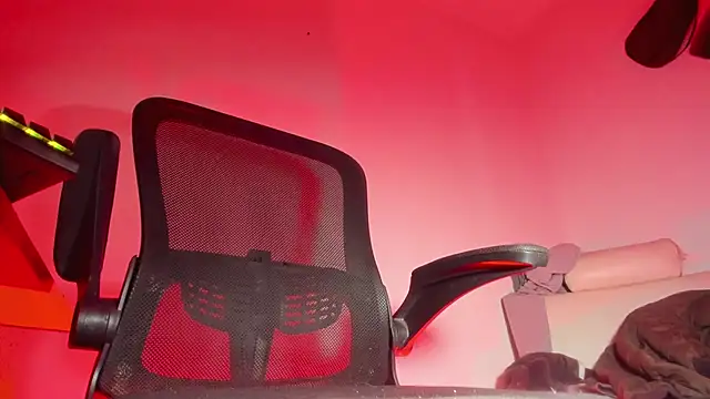 s sven03 online show from 11-26-25, 03:50