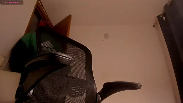 s sven03 online show from 04-10-26, 01:12