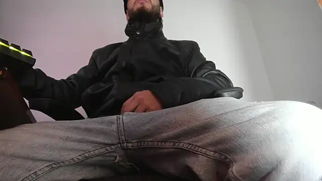 s sven03 online show from 11-07-25, 06:51