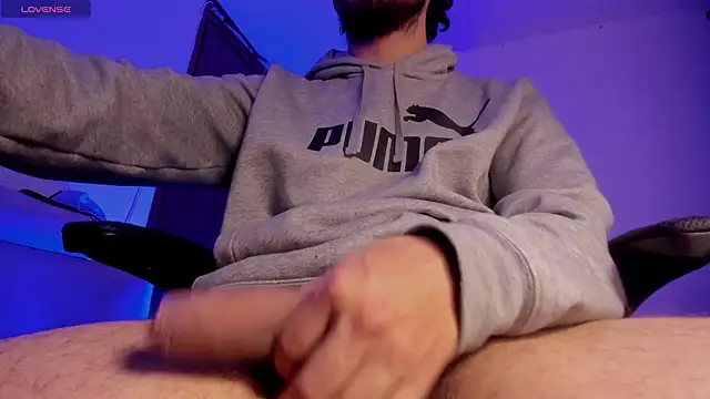 Snapshot of s_sven03 chatting on 02-03-26, 08:08 s sven03 online show from 02-03-26, 08:08