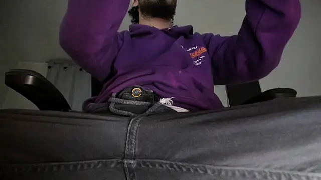 s sven03 online show from 09-29-25, 01:56