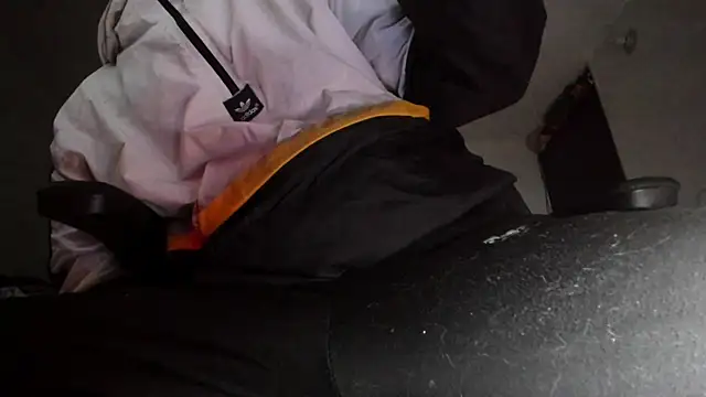 s sven03 online show from 10-07-25, 02:56