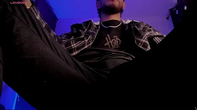 Snapshot of s_sven03 chatting on 02-24-26, 08:42 s sven03 online show from 02-24-26, 08:42