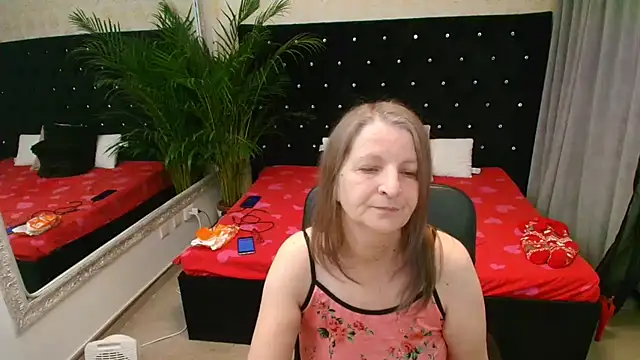 Lilly hott online show from 01-06-26, 07:18