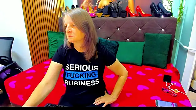 Lilly hott online show from 10-03-25, 06:20