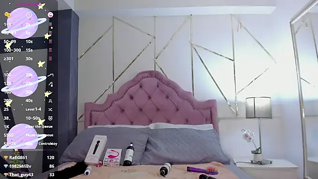 Snapshot of Rubi_Sky chatting on 02-04-25, 07:40 Rubi Sky online show from 02-04-25, 07:40