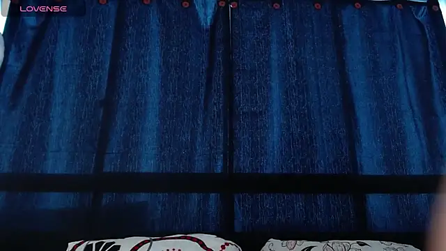 MiaStor online show from 11-28-25, 08:42