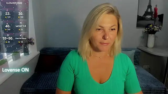 Snapshot of sweet___margaret chatting on 10-14-25, 12:50 sweet   margaret online show from 10-14-25, 12:50