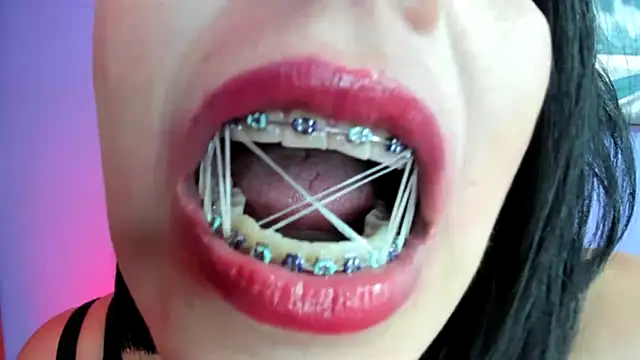 AdelleLennox cg online show from 01-23-25, 05:21