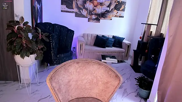 pretty pettite online show from 02-06-26, 07:10