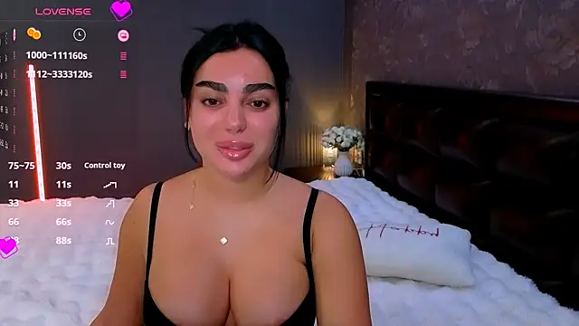 babyleilaa online show from 09-29-25, 11:27