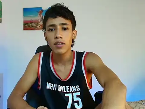 Snapshot of Ostin18hot chatting on 11-28-25, 01:50 Ostin18hot online show from 11-28-25, 01:50