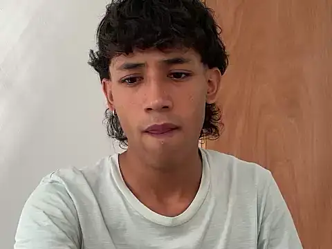 Snapshot of Ostin18hot chatting on 02-24-26, 07:26 Ostin18hot online show from 02-24-26, 07:26