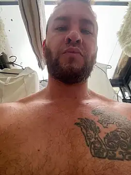 delessandro world online show from 10-24-25, 04:50