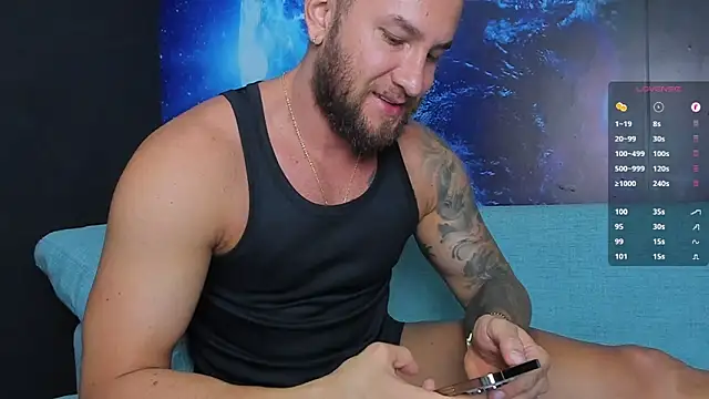 delessandro world online show from 12-18-25, 03:44