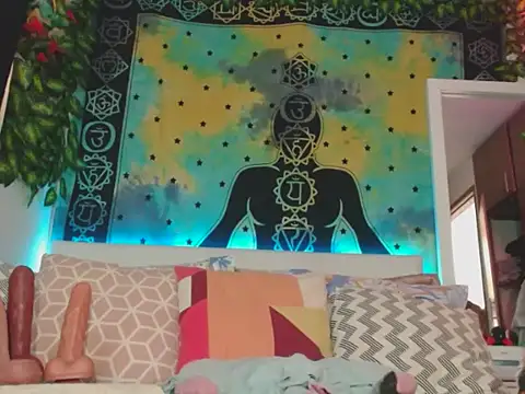 chanel 1041 online show from 11-15-25, 07:51