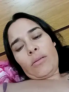 Snapshot of Amelia1_ chatting on 09-13-25, 03:39 Amelia1 online show from 09-13-25, 03:39