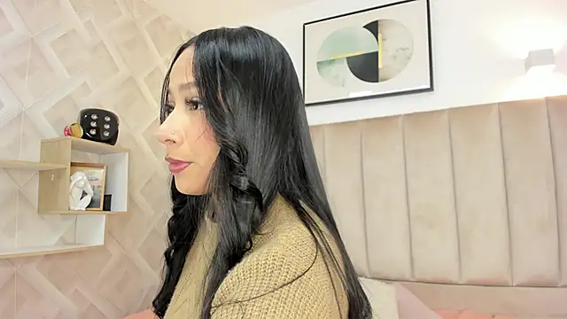 Anniie Queen online show from 04-10-26, 03:35