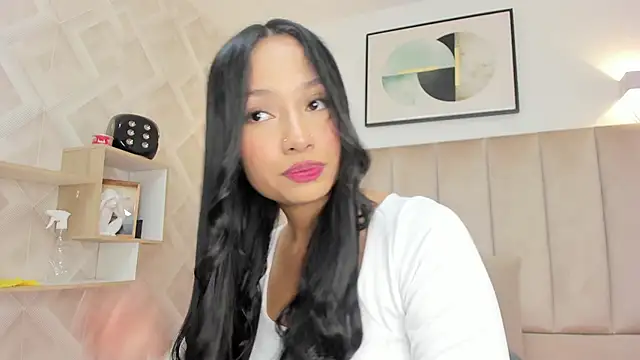 Anniie Queen online show from 04-15-26, 02:28