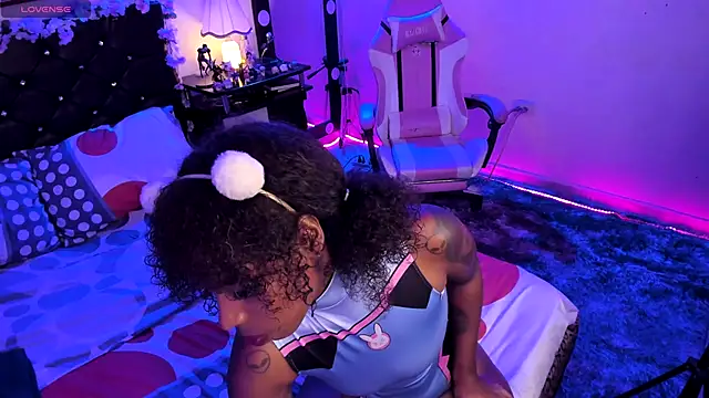 kary bunny3 online show from 09-15-25, 06:36