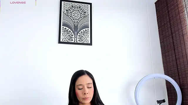 VeronicaTonu online show from 10-25-25, 02:17