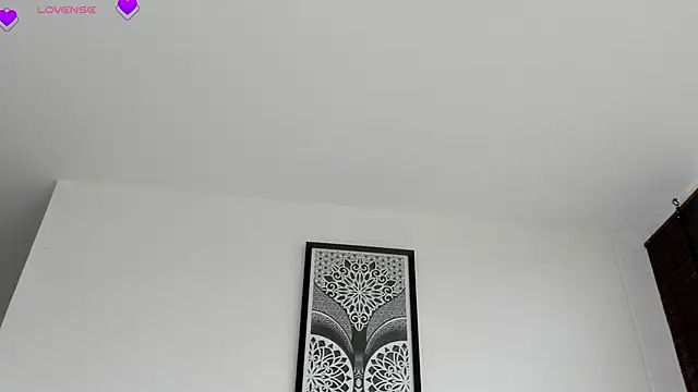 VeronicaTonu online show from 05-05-26, 01:47