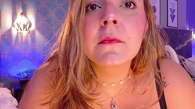 AmbarRoberts  online show from 03-06-26, 02:01