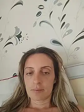 SophyGirl online show from 05-27-26, 01:40