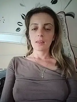 SophyGirl online show from 05-20-26, 01:30
