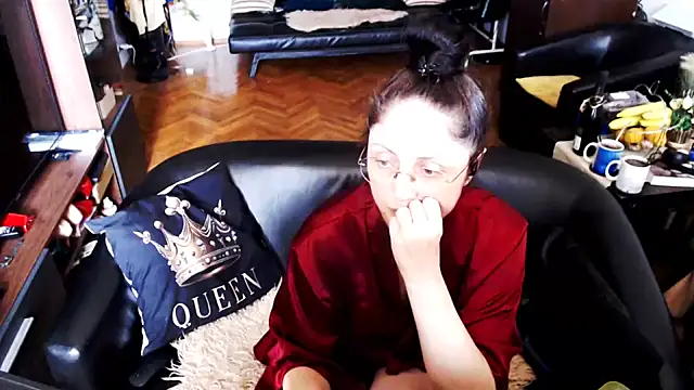 Imperatriza online show from 07-14-26, 03:40