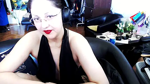 Snapshot of Imperatriza chatting on 05-30-26, 09:26 Imperatriza online show from 05-30-26, 09:26