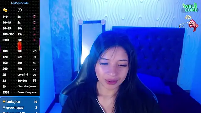 Snapshot of angelie_3 chatting on 03-19-25, 11:06 angelie 3 online show from 03-19-25, 11:06