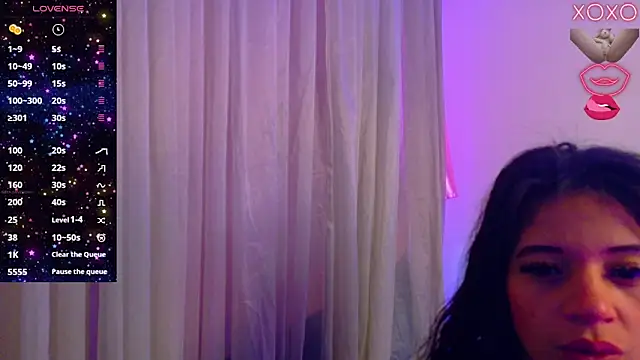 Snapshot of angelie_3 chatting on 10-09-25, 11:44 angelie 3 online show from 10-09-25, 11:44