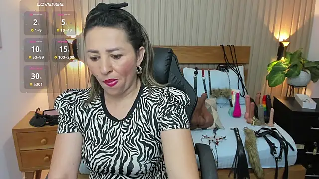 luciana ballesteros  online show from 09-17-25, 12:18