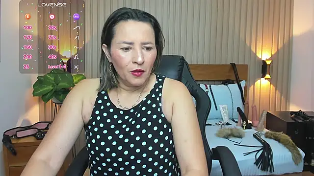 luciana ballesteros  online show from 03-04-25, 12:33