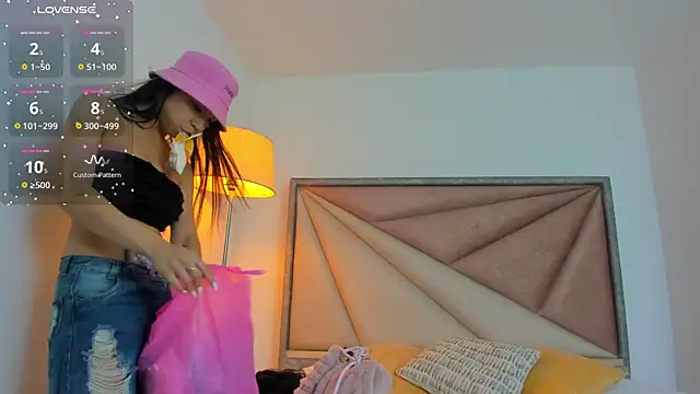 FaloonRoussel online show from 10-16-25, 06:05