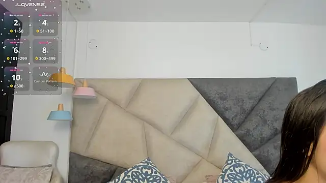 FaloonRoussel online show from 10-20-25, 05:57