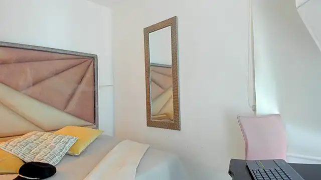 FaloonRoussel online show from 01-13-26, 06:12