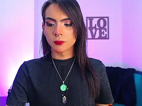 lilithnyx333 online show from 04-21-26, 06:53