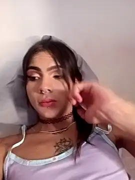 Snapshot of lilithnyx333 chatting on 06-30-26, 01:11 lilithnyx333 online show from 06-30-26, 01:11