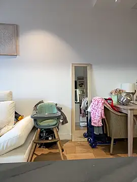 lyajoliee online show from 04-17-26, 06:05