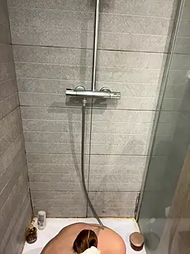 lyajoliee online show from 03-22-26, 08:38