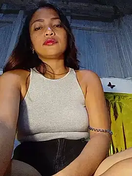 prettybella4u online show from 06-15-26, 08:52