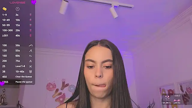 Aleejaa   online show from 03-31-26, 11:01